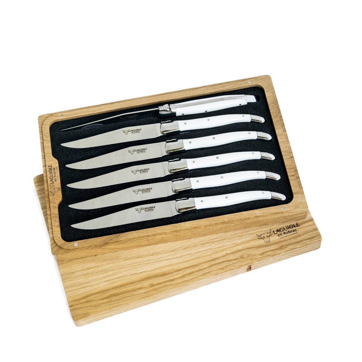 Laguiole en aubrac Steak Knives 12 cm With White Corian Handle 6 pcs Set Laguiole en Aubrac 62C99BNI