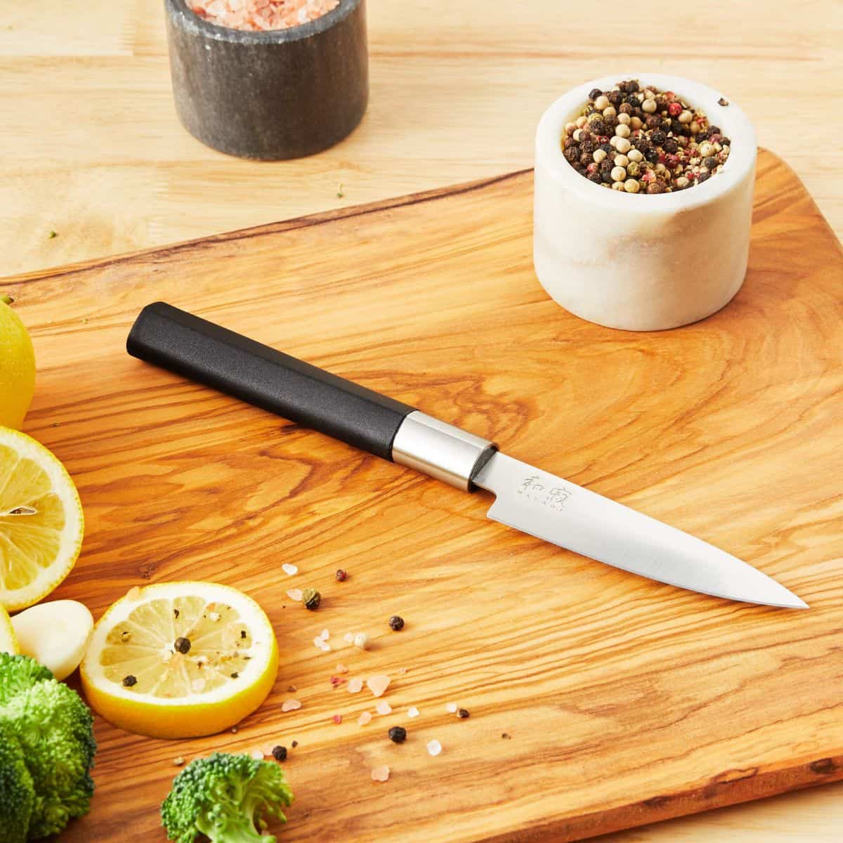 KAI Utility Knife 10 cm Wasabi 6710p
