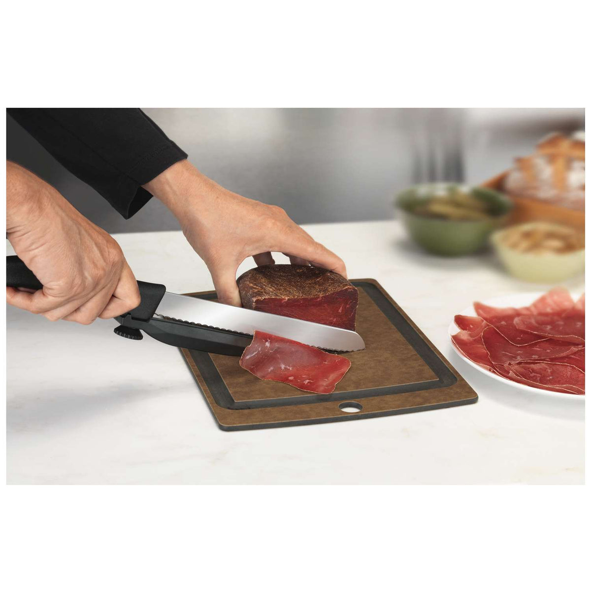 Victorinox Superslicer Knife with Adjustable Guide 21 cm Swiss Classic 6.8663.21