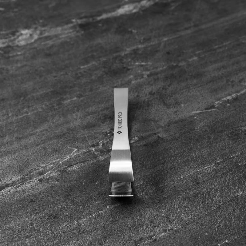 Tojiro Fish Bone Tweezer F-642