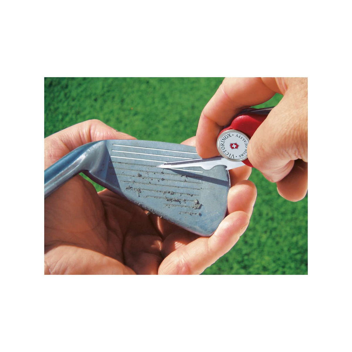 Victorinox Golf Tool Swiss Army Knife 91 mm 10 Functions Red Transparent 0.7052.T