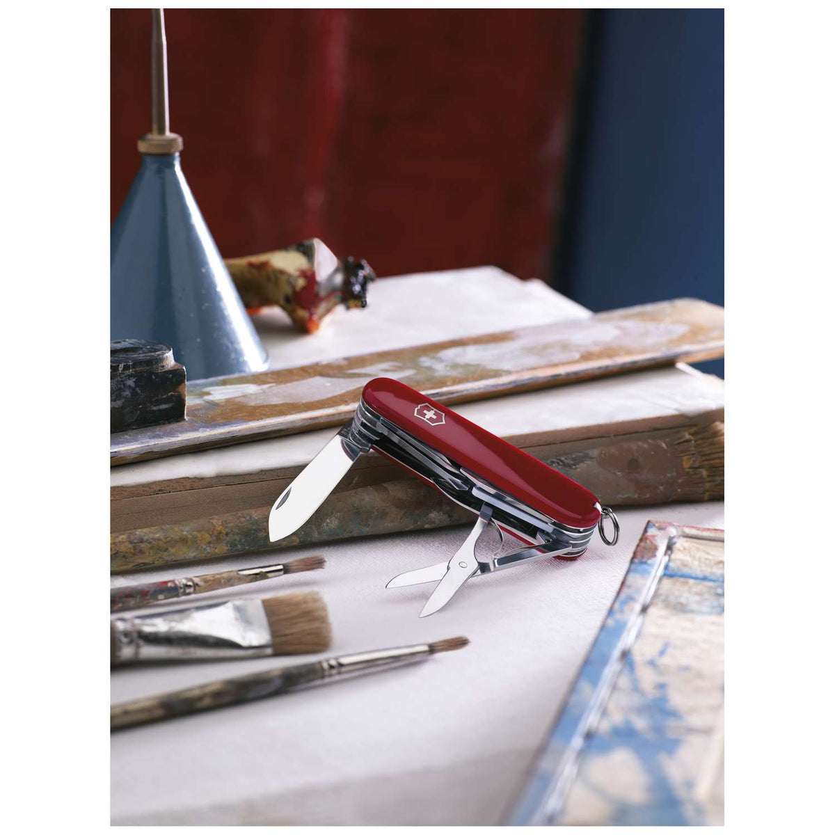Victorinox Explorer Swiss Army Knife 91 mm 16 Functions Red 1.6703