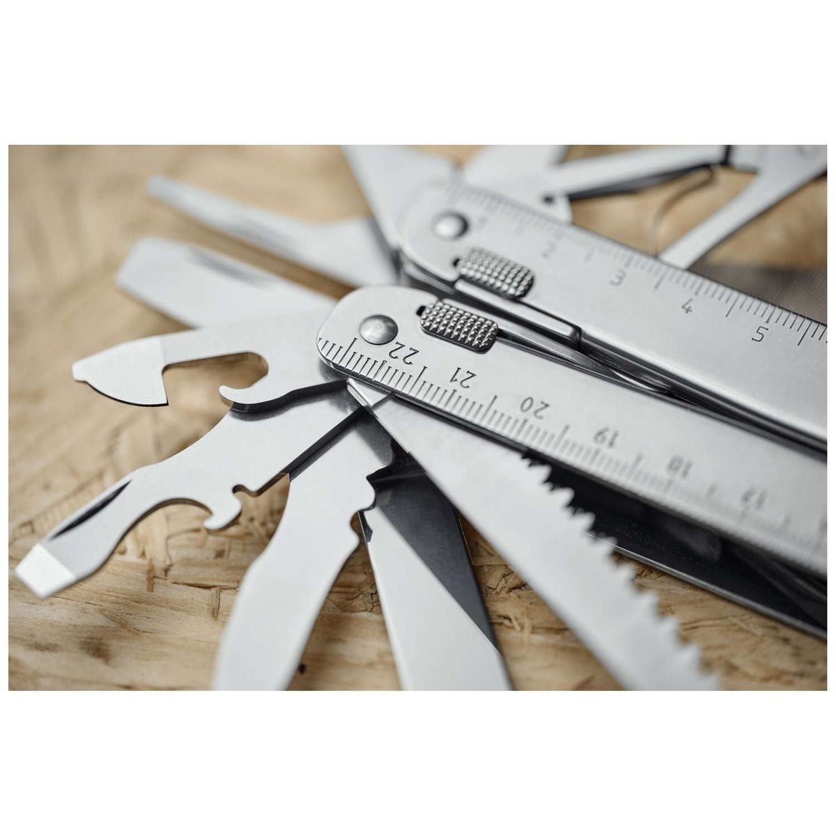 Victorinox Swiss Tool X Plus Ratchet Swiss Army Multitool 115 mm 38 Functions Silver In Belt Pouch 3.0339.N