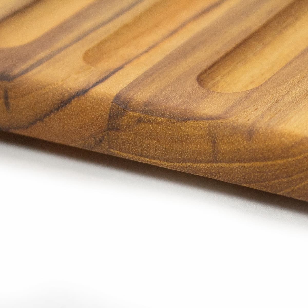 Stolf Teak Wood Cutting Board For Bread With Groove 39 x 25 x 1.9 cm Elegance Culinary ST.2039