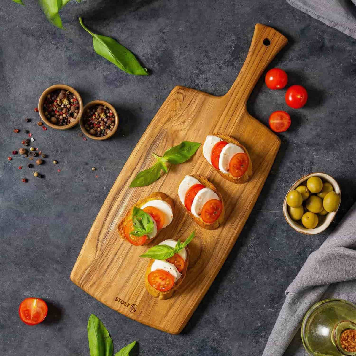 Stolf Teak Wood Cutting Board With Handle 50.8 x 20.3 x 1 cm Share and Serve ST.1050