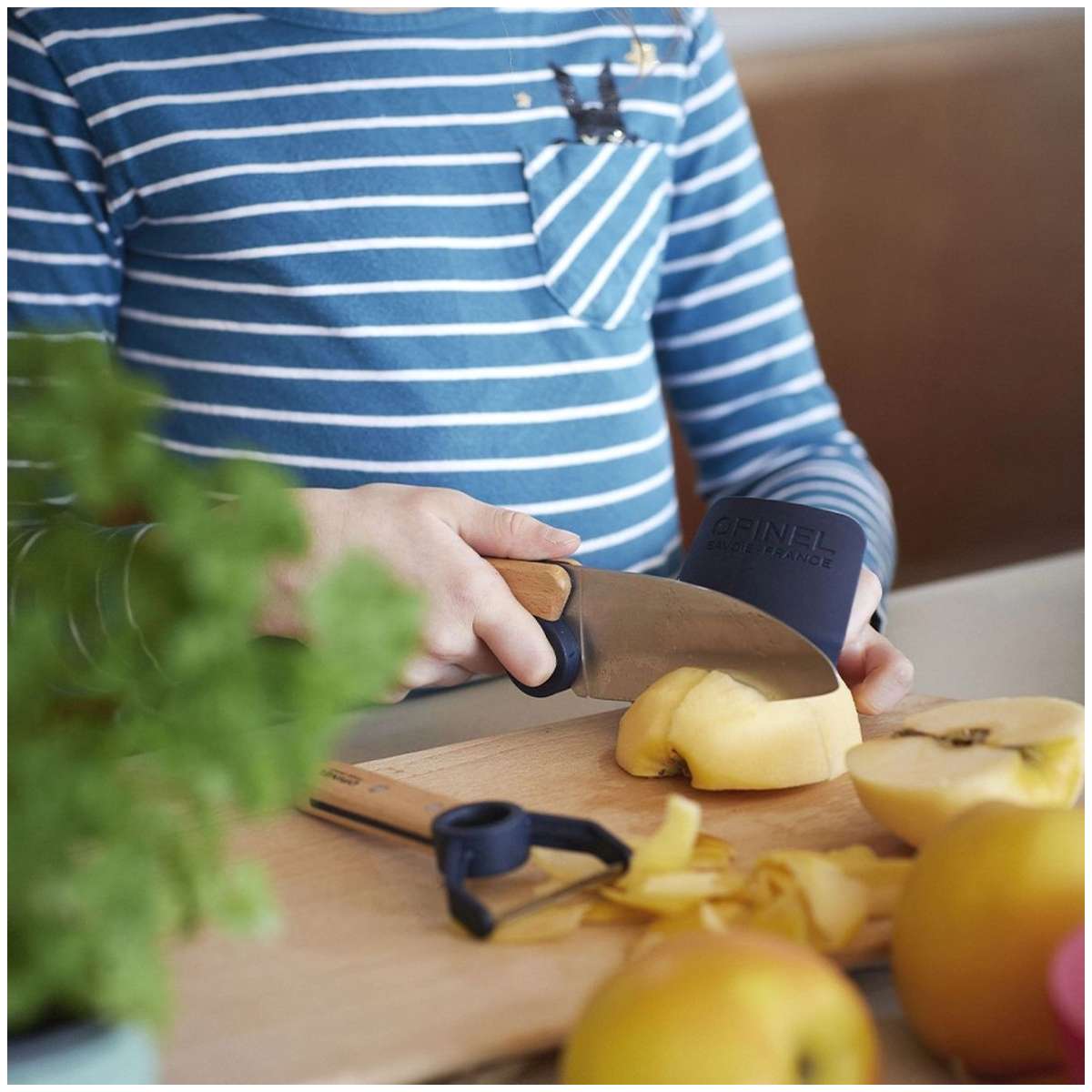 Opinel Kid’s Knife With Peeler And Finger Guard Set 3 pcs 003255
