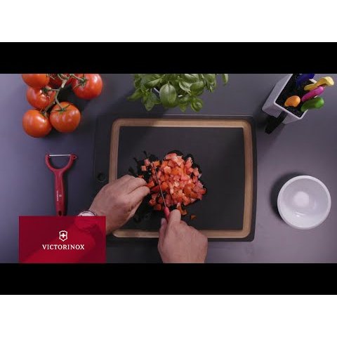 Victorinox Serrated Foldable Kitchen Knife 11 cm Black Handle Swiss Classic 6.7833.FB