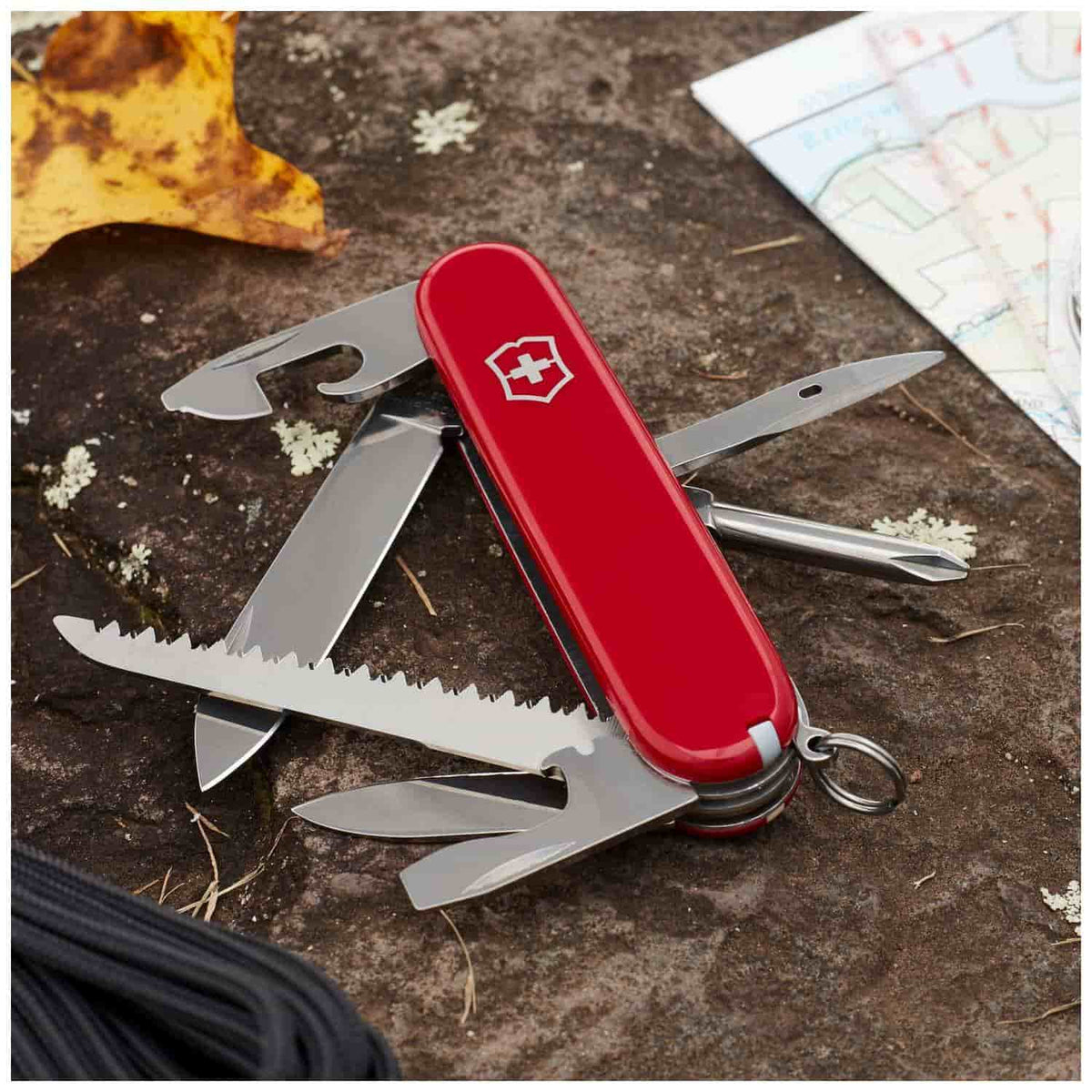Victorinox Hiker Swiss Army Knife 91 mm 13 Functions Red 1.4613