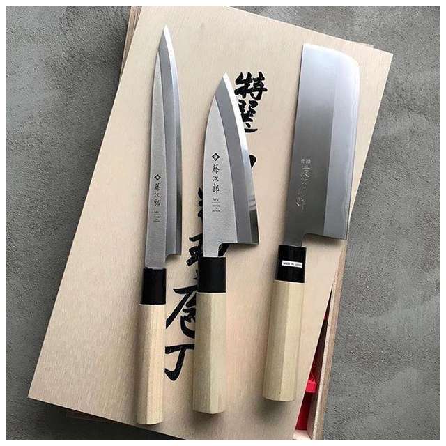 Fuji cutlery Mini Light Deba Knife 10.5 cm Reigetsu FC-1070
