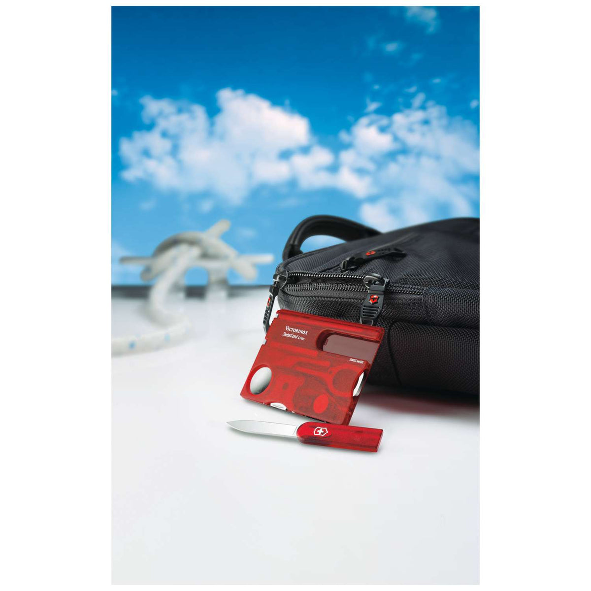Victorinox Swiss Card Lite 13 Functions Red Transparent 0.7300.T