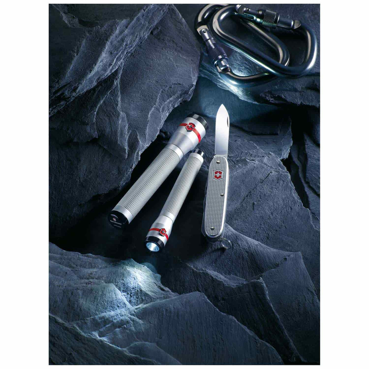 Victorinox Farmer Alox Swiss Army Knife 93 mm 9 Functions Aluminium Scales Silver 0.8241.26