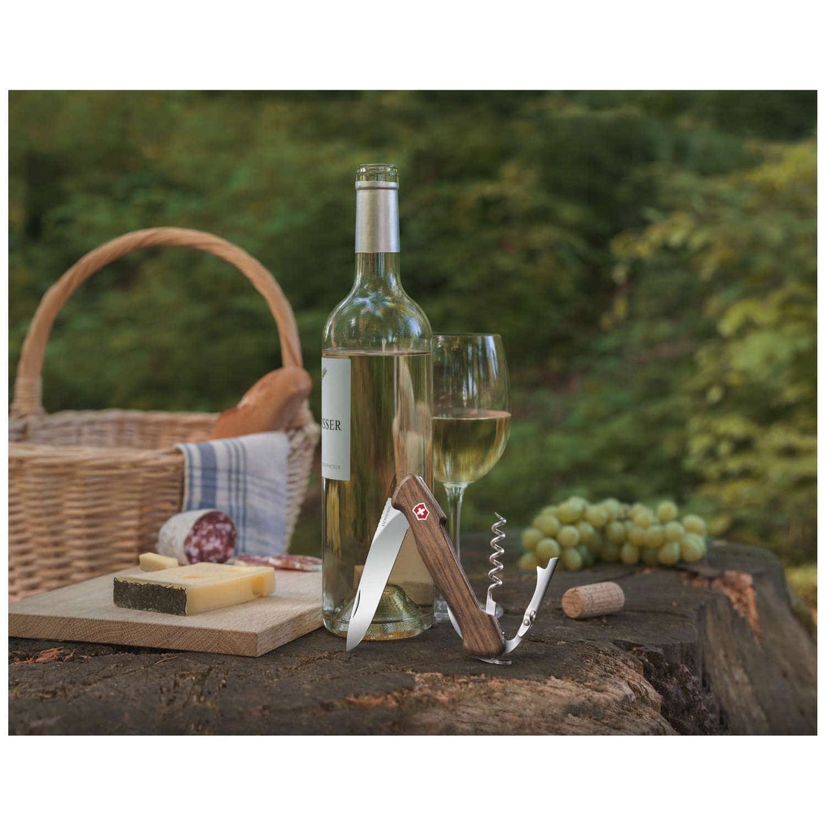 Victorinox Wine Master Wood Swiss Army Knife 130 mm 6 Functions Wooden Scales Brown 0.9701.63