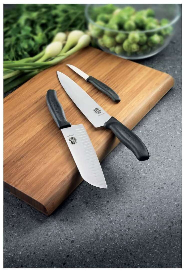 Victorinox Straight Utility Knife 6 cm, Black Handle Swiss Classic 6.7303