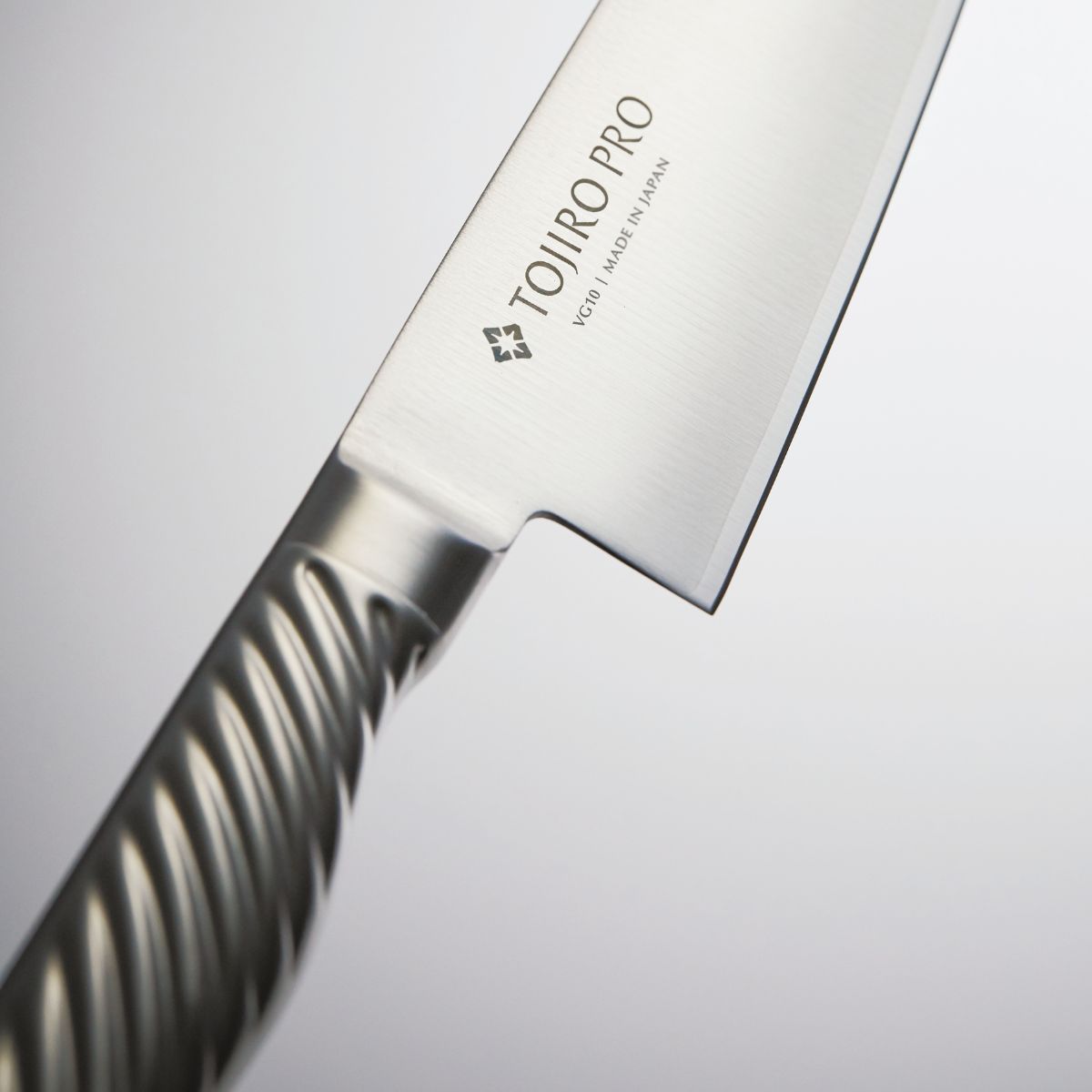 Tojiro Forged Poultry Boning Knife 15 cm Tojiro Pro F-885