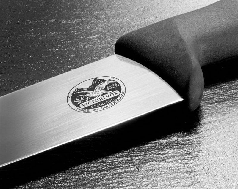 Victorinox Hollow Edge Salmon Knife 30 cm Fibrox 5.4623.30